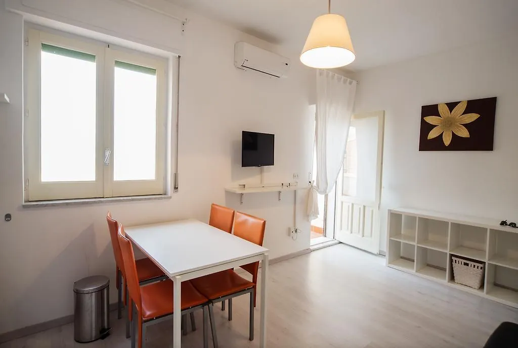 Apartamento La Terrazza Sul Mare Letojanni 0*,  Italia